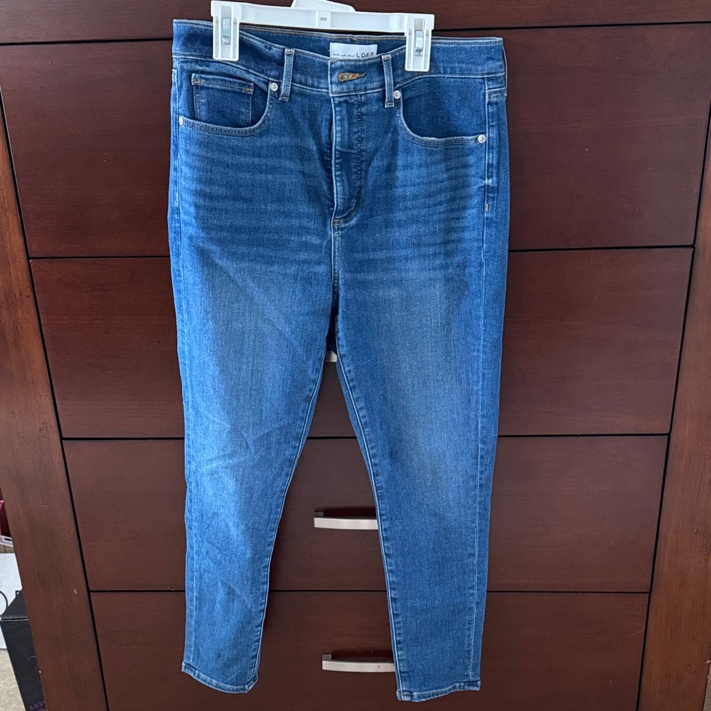 LOFT Slim Ankle Jeans